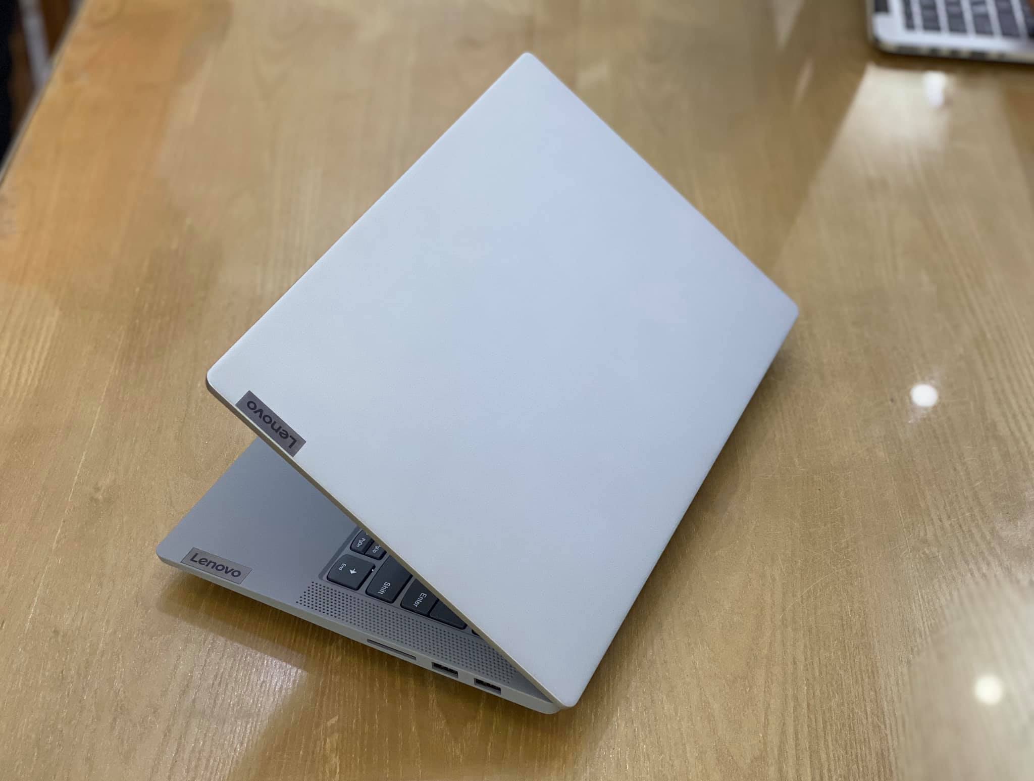 Laptop Lenovo IdeaPad 5-1.jpg